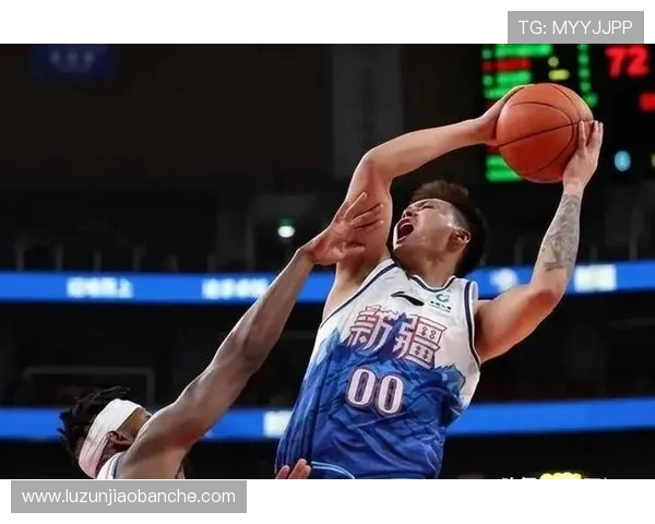 TES与100T激战回顾：分析两队战略对决与关键时刻的精彩表现